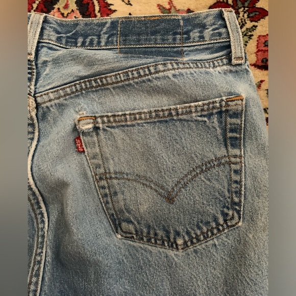 Vintage 1990s Levi’s 501 jeans - 33”x30” - Picture 4 of 8